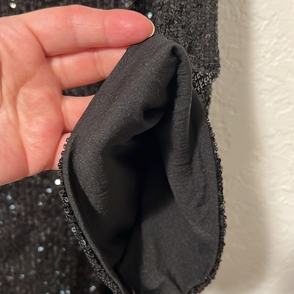 New sequined dress - Picture 7 of 8